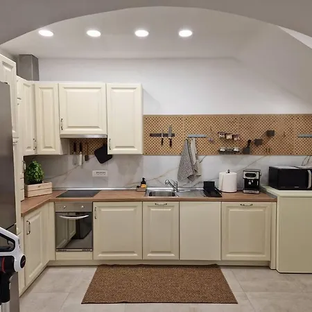 Apartma Na Razgledni Poti