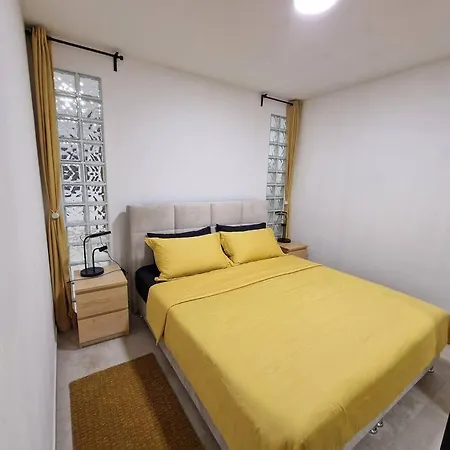 Apartma Na Razgledni Poti アパート