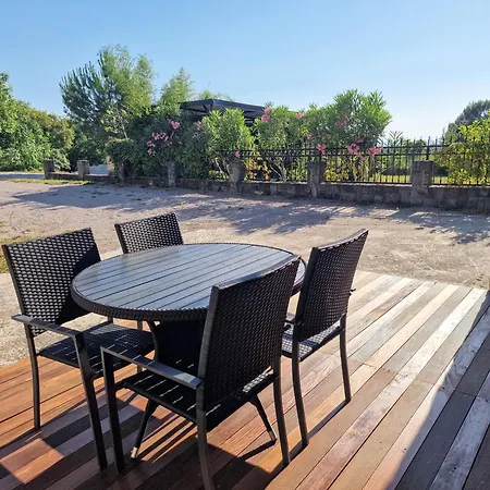 Apartma Na Razgledni Poti アンカラン